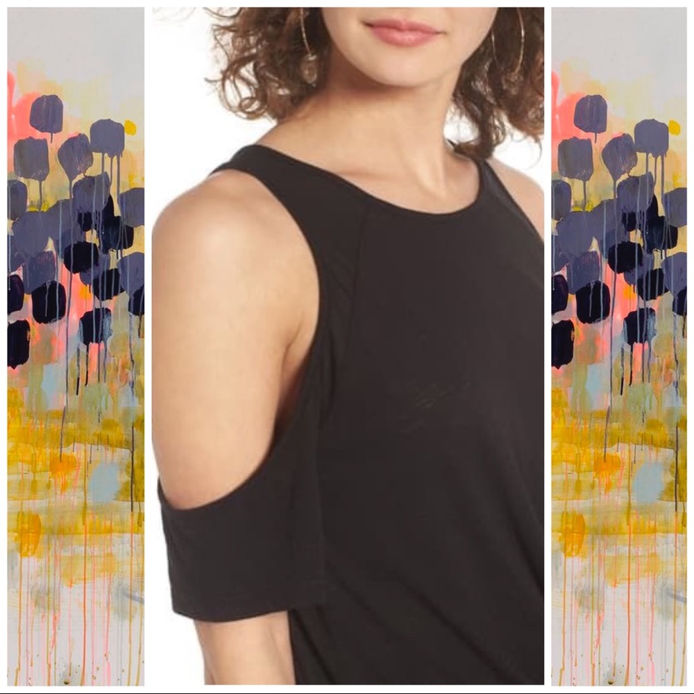 B.P. Twisted Hem Cold Shoulder Top - Picture 5 of 6
